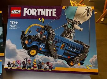 Lego Fortnite « Battle Bus » 77073