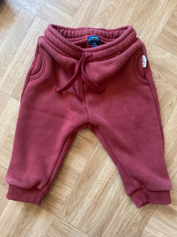 Jogging rouge bordeaux Kiabi taille 6 mois (NEUF)