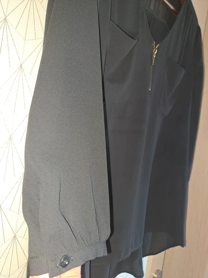 Blouse femme noire fluide comme neuve cache cache T4 - photo numéro 5