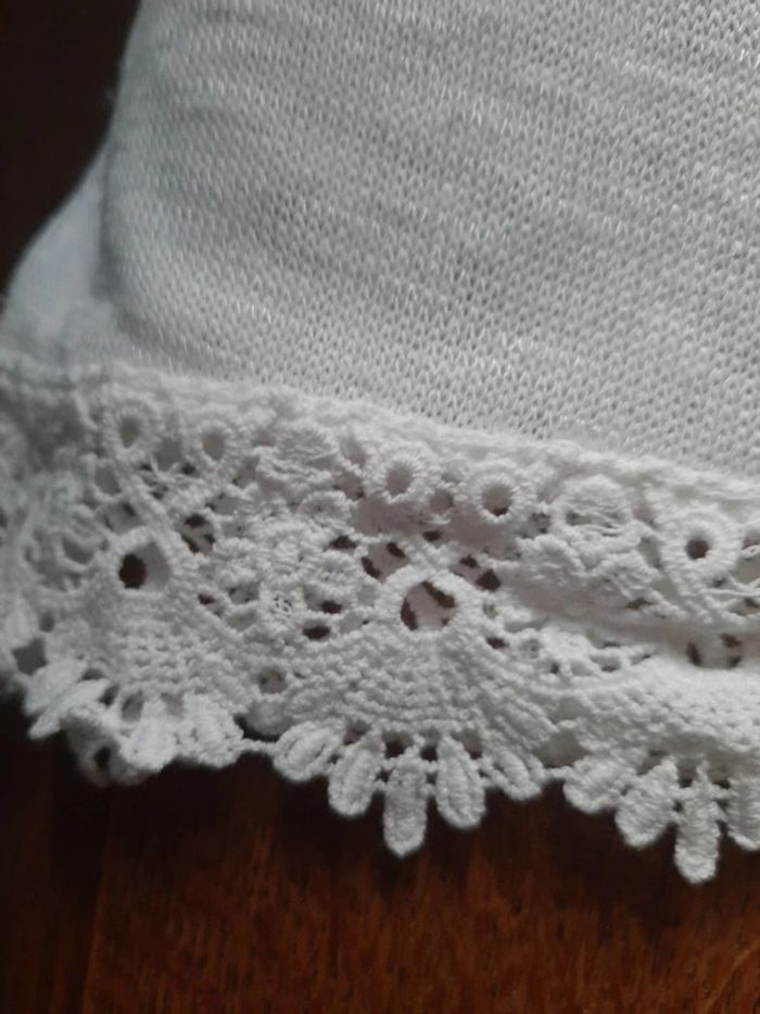 pull fin avec broderie H&M - photo numéro 2