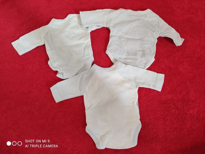 Lot de vêtements taille prématuré - photo numéro 2