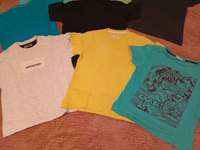 Lot Tshirt 10ans - photo numéro 4