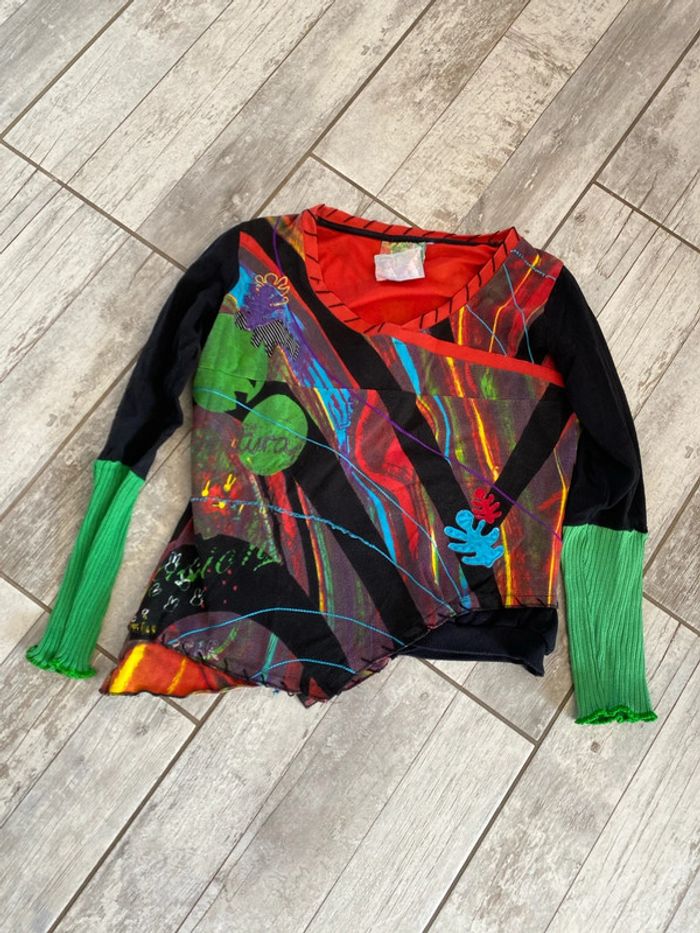 Très joli pull Sweat original - photo numéro 2