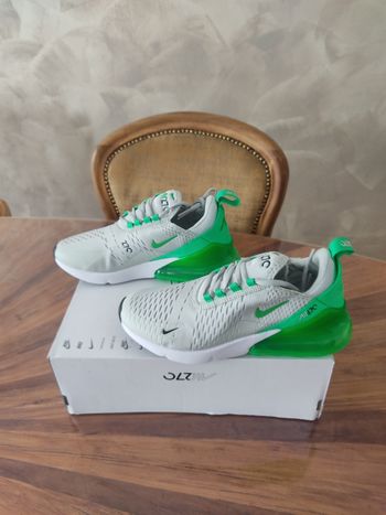 Baskets Nike air max 270 T 38.5