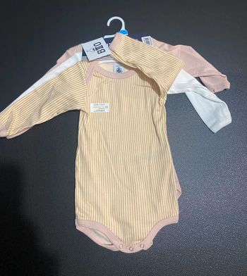 Lot de 3 bodies petit bateau 6 mois