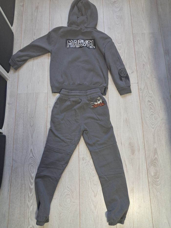 Survêtement 8/9 ans 134cm marvel - photo numéro 2