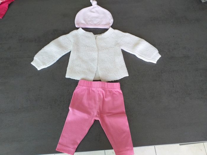 Bonnet , gilet , leeging