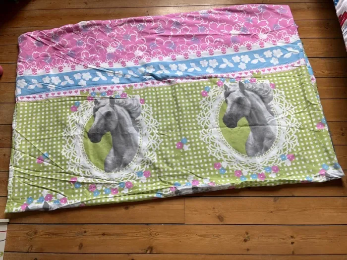 Housse de couette et taie - lit 1 personne - thème cheval - photo numéro 3