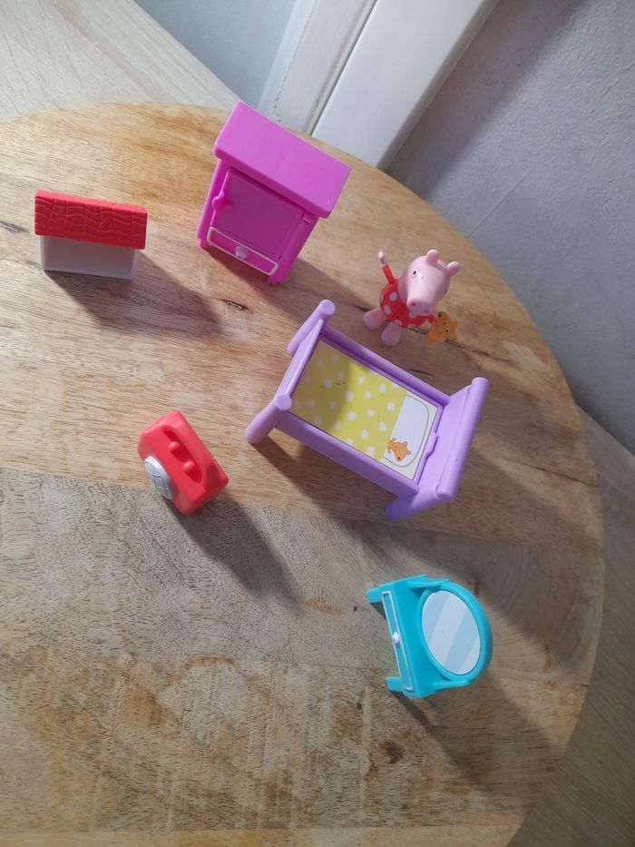 Chambre de peppa pig - photo numéro 2