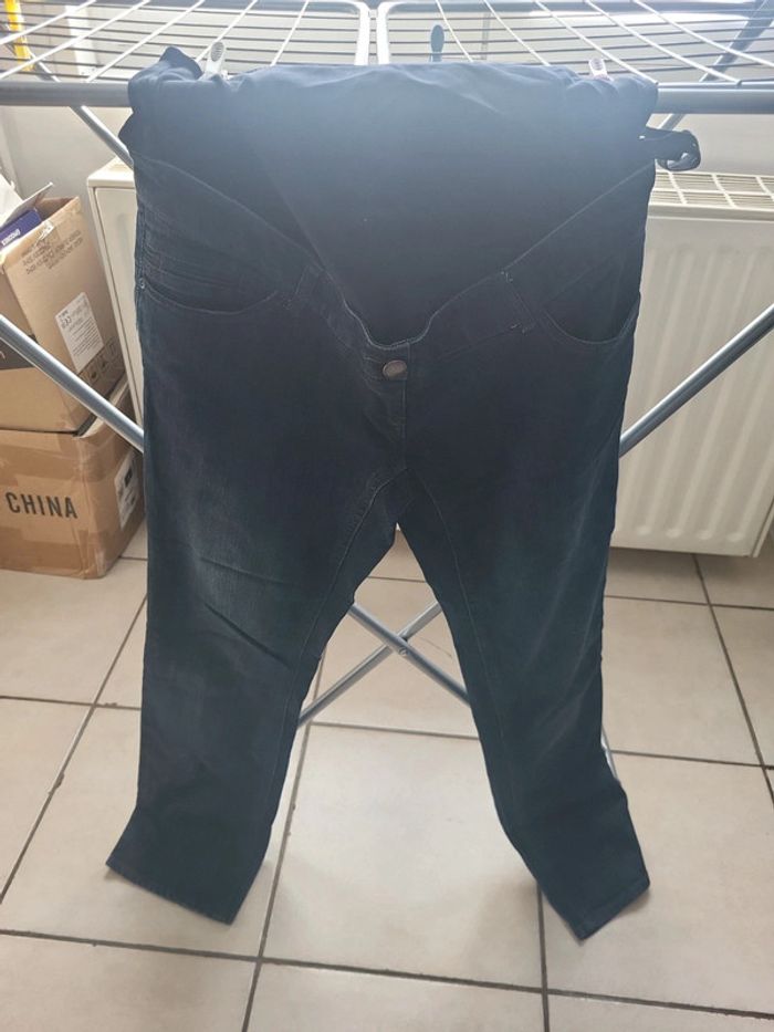 Pantalon de grossesse ,taille 38 kiabi