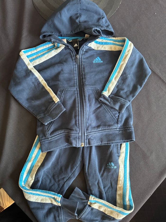 Ensemble survêtement Adidas 18-24 mois bleu
