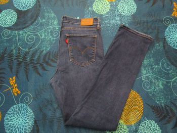 Jean Levi’s 724 Premium coupe High Rise straight femme W31 L32 dark bleu brut (F625