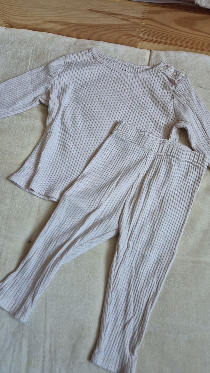 Ensembles côtelés haut + legging - photo numéro 2