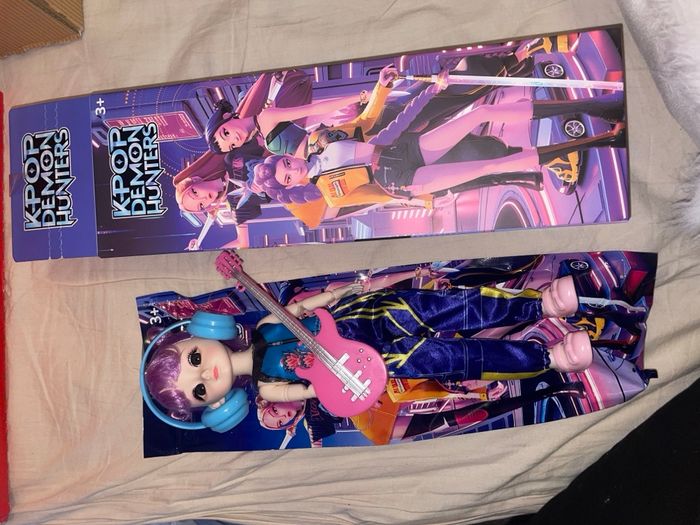 K-pop démon hunters figurine - photo numéro 2