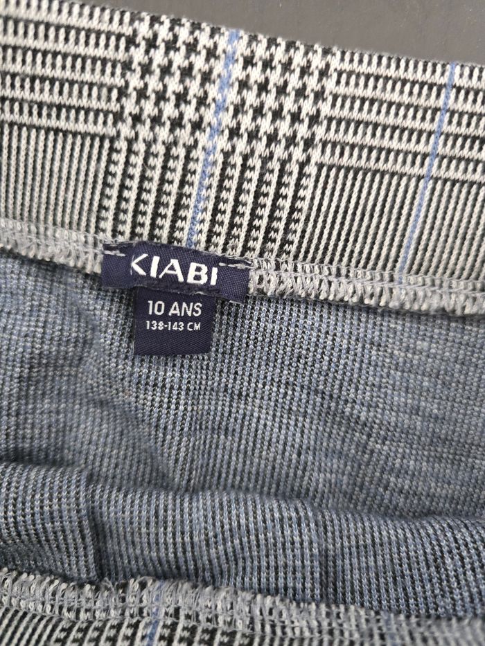 Jupe a carreaux - photo numéro 3