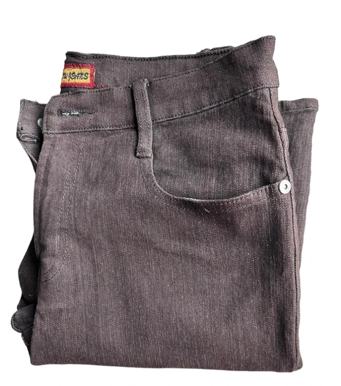 Jean marron foncé avec strass