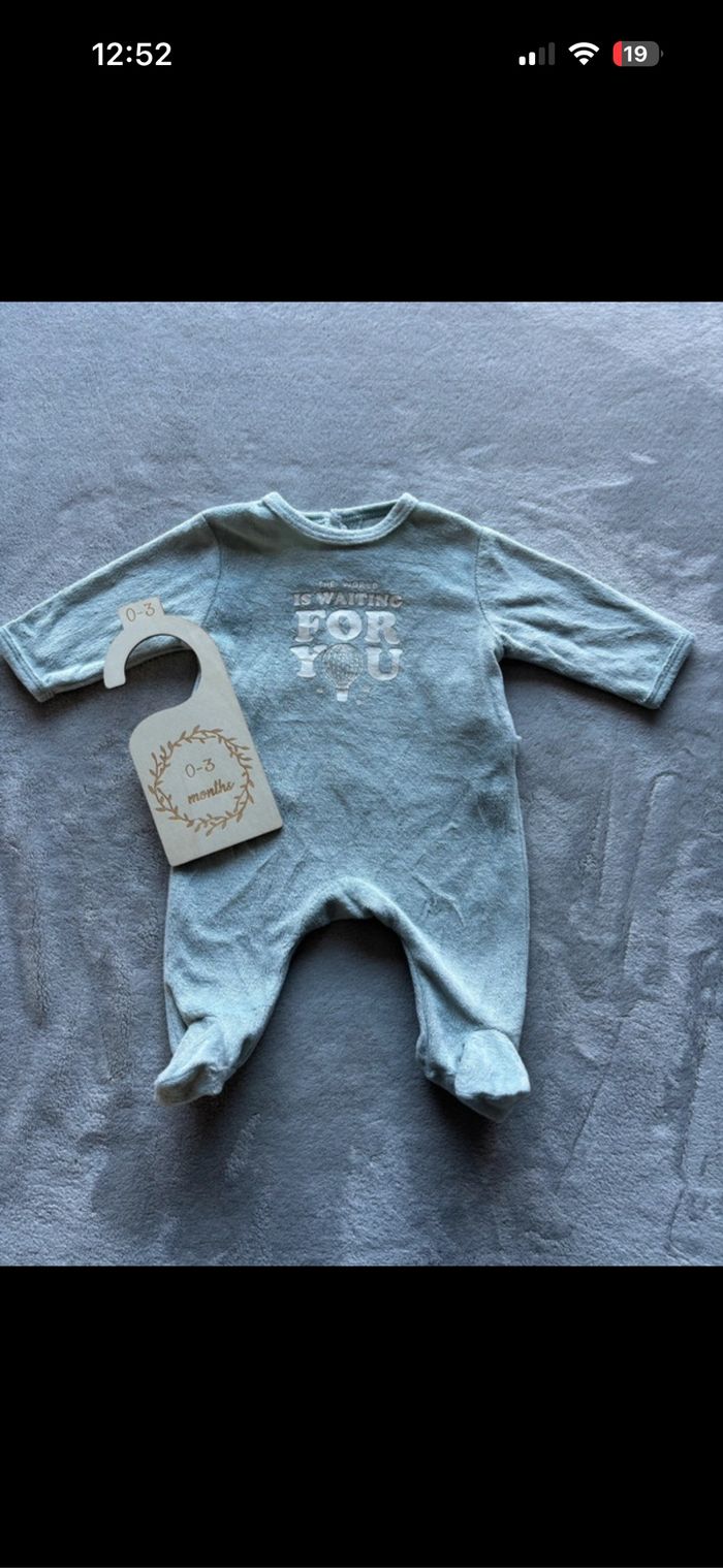 Lot pyjama 1 mois - photo numéro 9