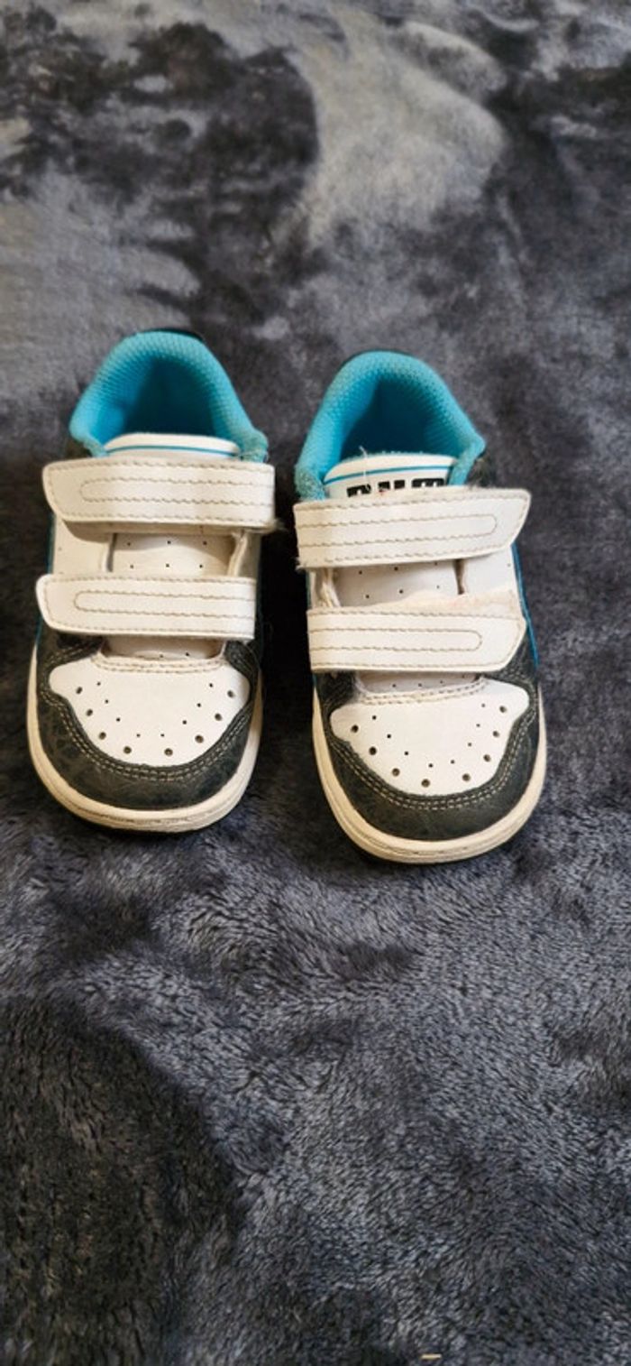 Chaussure taille 20 PUMA - photo numéro 2