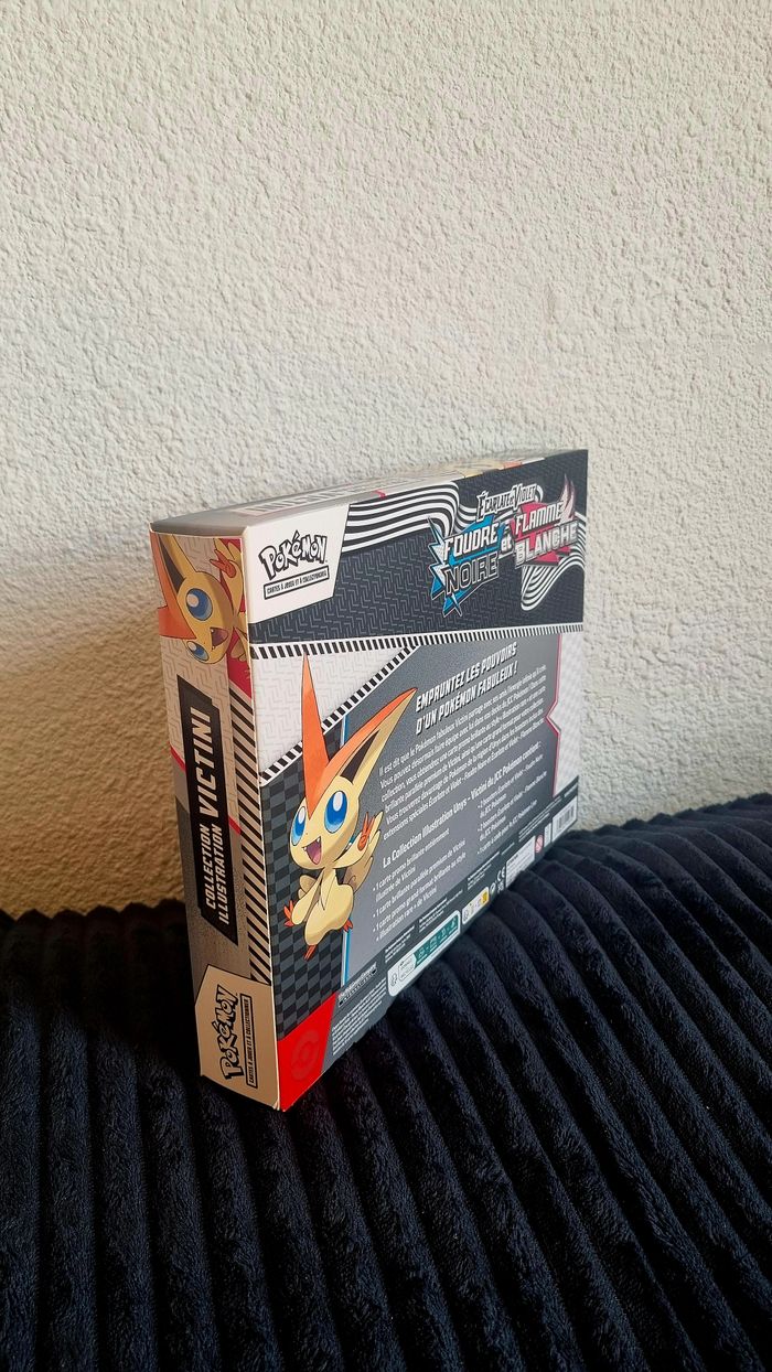 Coffret Pokémon Collection – Illustration Victini EV10.5 Neuf & Scellé FR - photo numéro 4