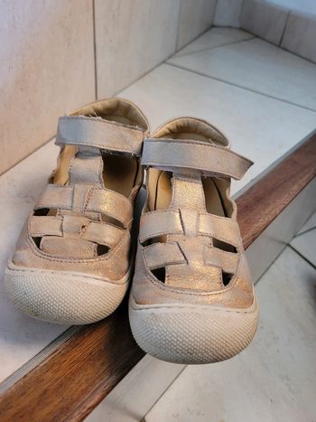 Naturino wad 28 cuir rose/doré