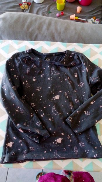 Tee shirt lune, fusée et coeurs dorées La redoute