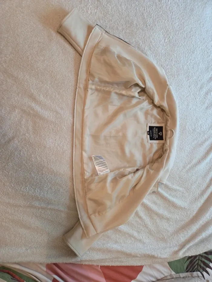Veste 8 ans - photo numéro 3