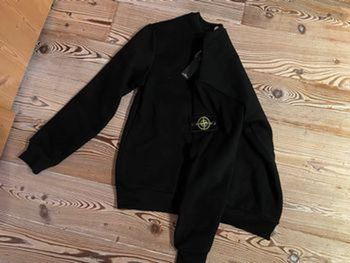 Pull stone ,  Neuf avec étiquette , taille M homme