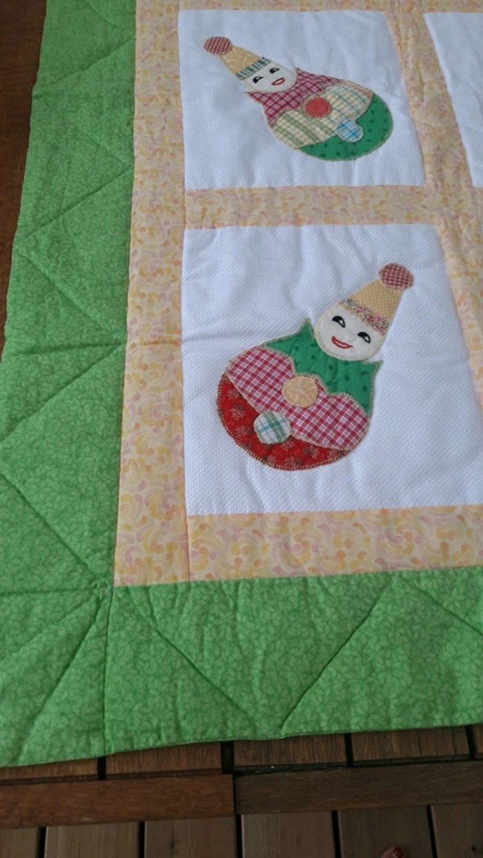 Dessus de lit bébé fait main - photo numéro 2