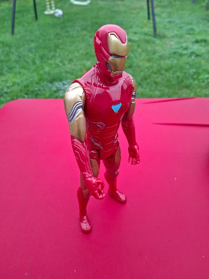 Figurine marvel iron man titan - photo numéro 3