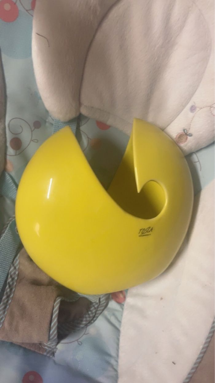 Vase jaune - photo numéro 4