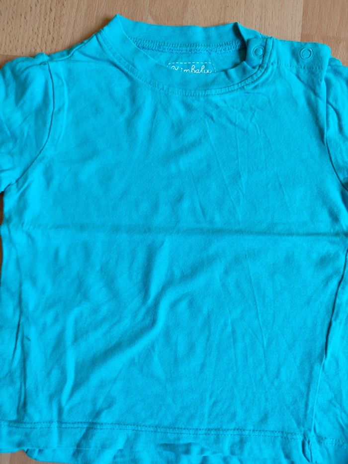 Lot salopette légère en Jeans Kimbaloo+ 2 t-shirts manches courtes Kimbaloo et Serge Blanco en 12M - photo numéro 8