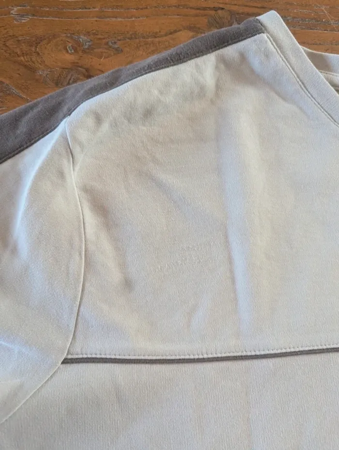 T-shirt beige gris Brice Col V - photo numéro 4