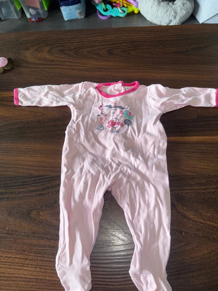 Lot de trois pyjamas - photo numéro 6