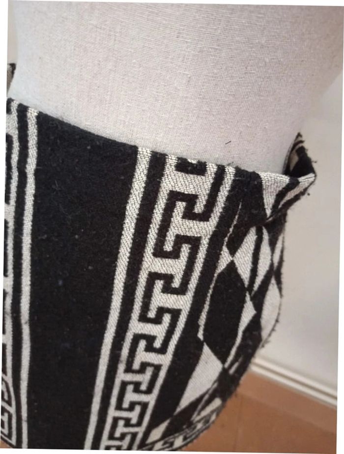 Jupe T38 zara - photo numéro 2