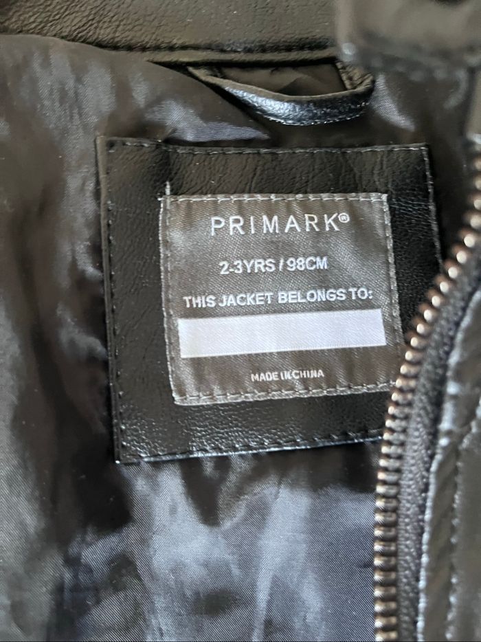 Veste cuir 2/3 ans - photo numéro 3