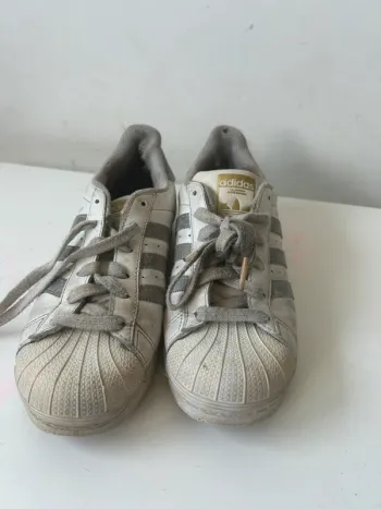 Adidas Superstar Blanche et grise 36