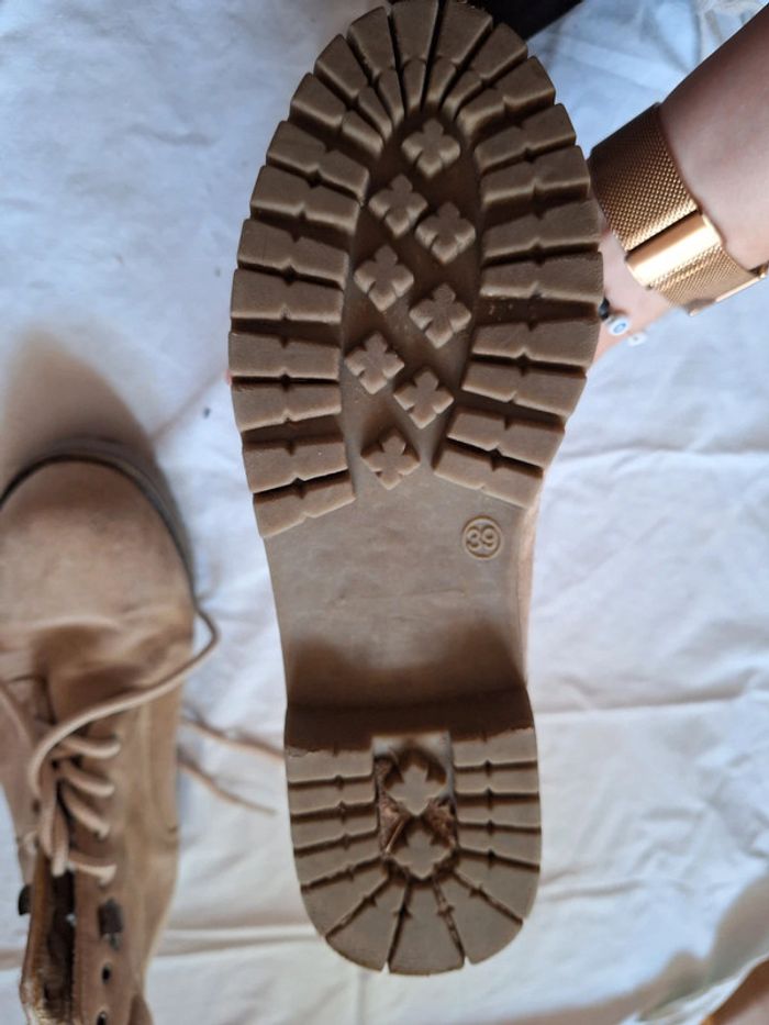 Chaussure montante - photo numéro 4