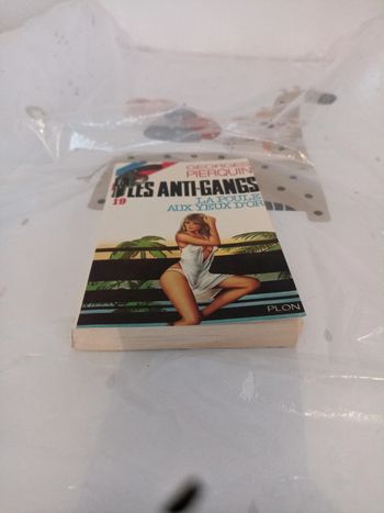 La poules au yeux d or