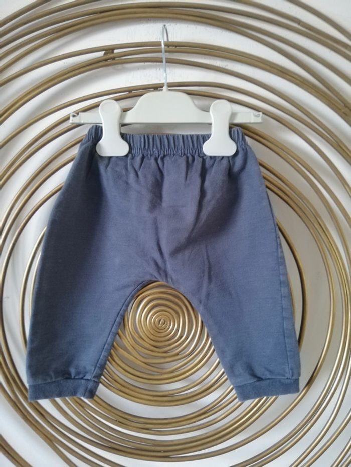 Jogging Vertbaudet Taille 18 mois - photo numéro 2