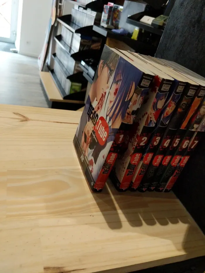 Lot de 7 mangas - Dead tube - photo numéro 2