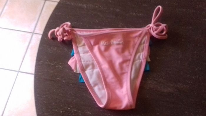 Maillot de bain Pierre Cardin indiqué taille 30