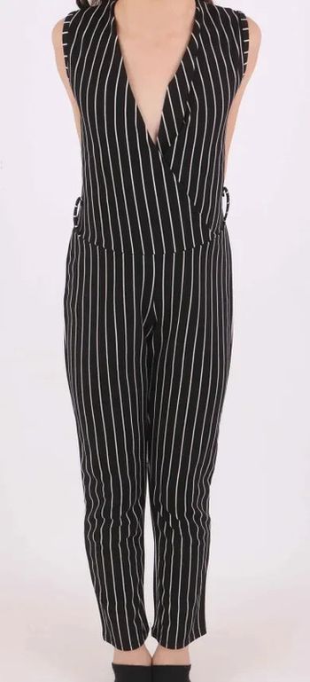 Combinaison rayée noire et blanche