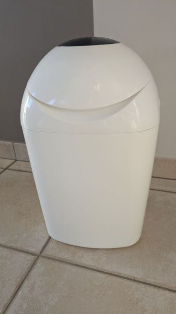 Poubelle couche tommee tippee