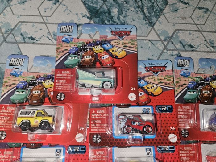 10 mini voitures racers cars Disney pixar mattel neuves rare - photo numéro 6