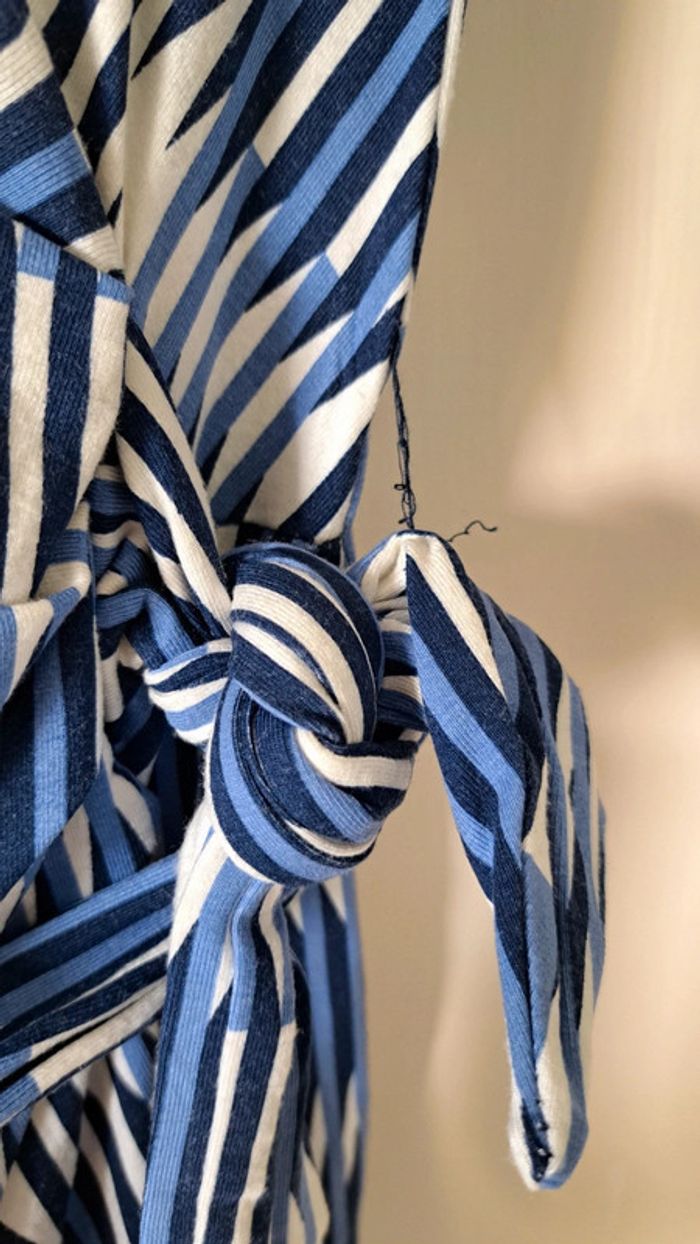 Belle robe à motifs bleus Marque Esprit Taille M - photo numéro 5