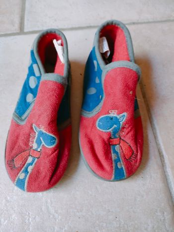 Chaussons enfant taille 26