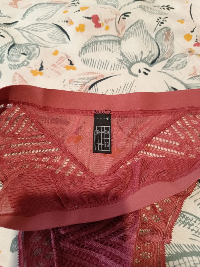 Lot de 2 tangas - photo numéro 3