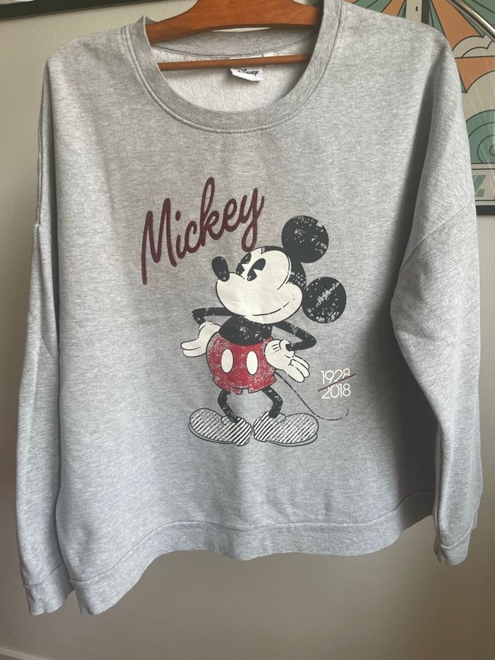 Sweat gris molletonné mickey mouse disney - photo numéro 2