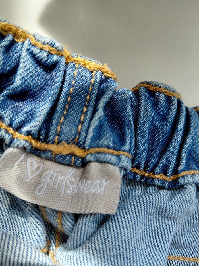 Très jolie jupe jeans fille T 9 ans - photo numéro 4