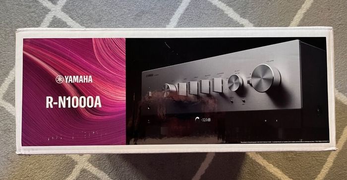 Amplificateur intégré Yamaha R-N1000A Silver Neuf